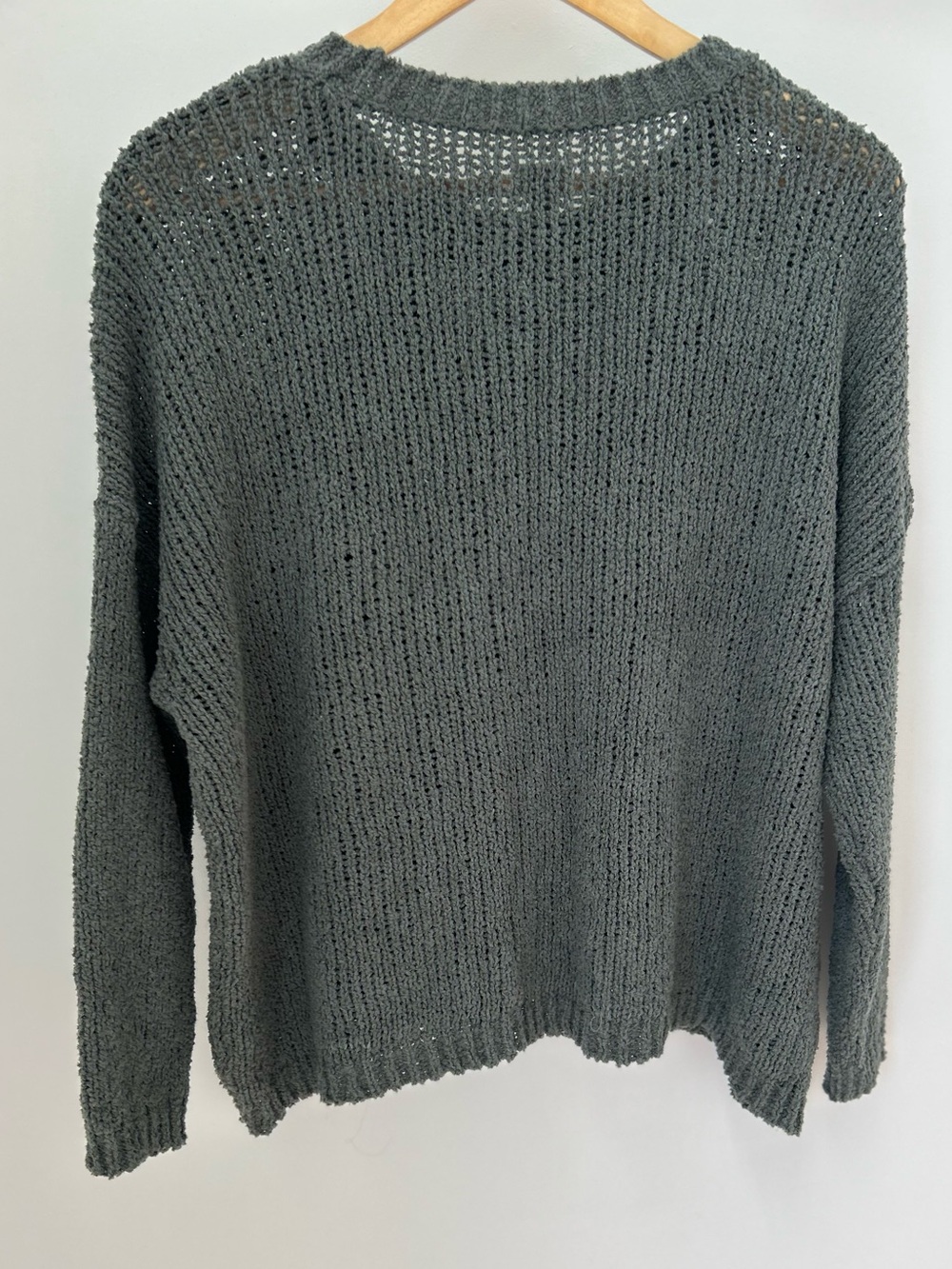 Aerie Sage Green Textured Open Knit Sweater Size Large 26x21 - Picture 3 of 7